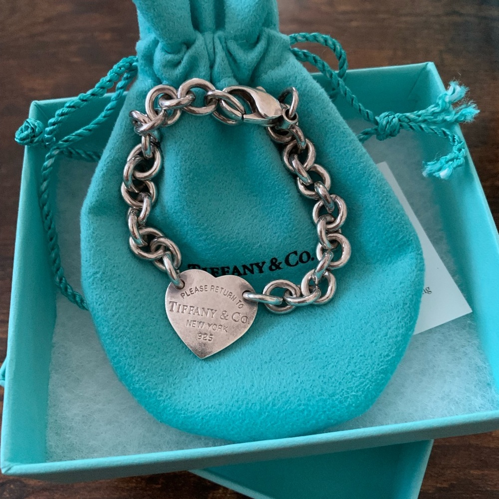 Authentic classic Tiffany & Co. heart bracelet.